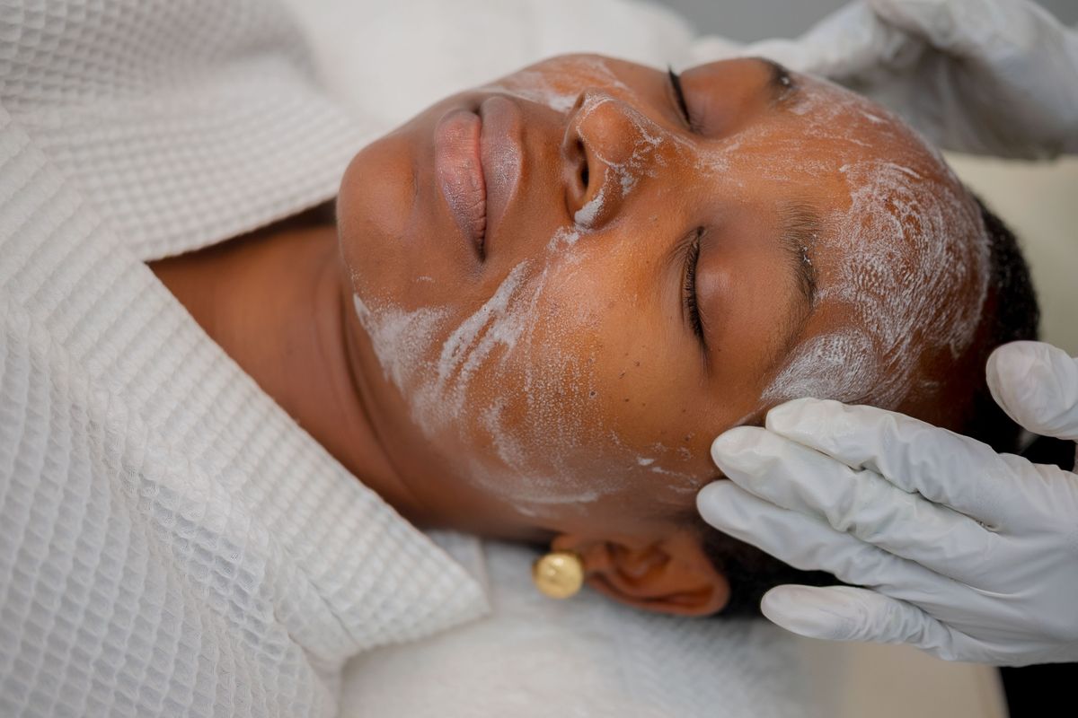 Facial treatment at Pari Spa